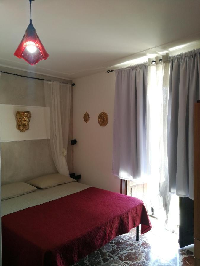Casa Vacanze Il Girasole 卡尔塔吉罗 外观 照片