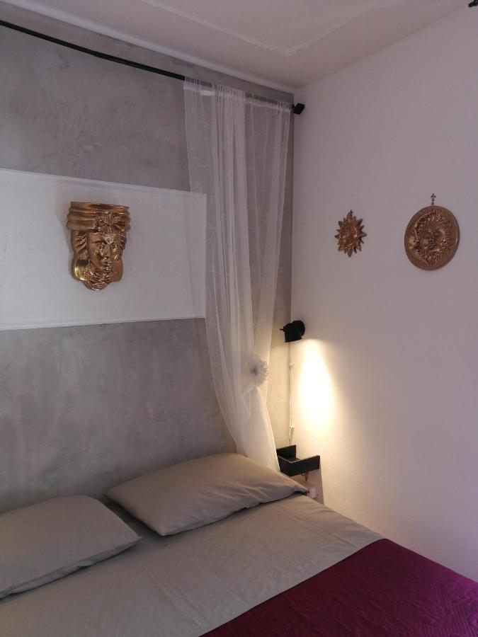 Casa Vacanze Il Girasole 卡尔塔吉罗 外观 照片