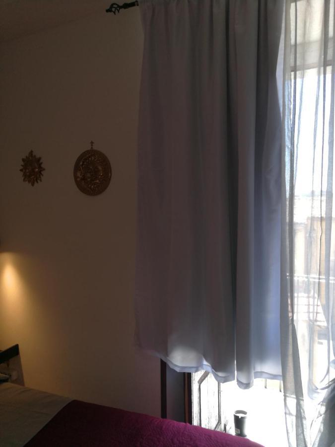 Casa Vacanze Il Girasole 卡尔塔吉罗 外观 照片