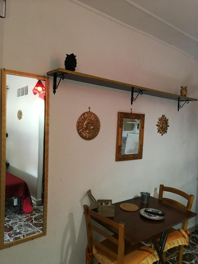 Casa Vacanze Il Girasole 卡尔塔吉罗 外观 照片