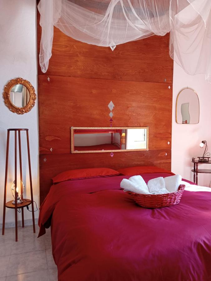 Casa Vacanze Il Girasole 卡尔塔吉罗 外观 照片