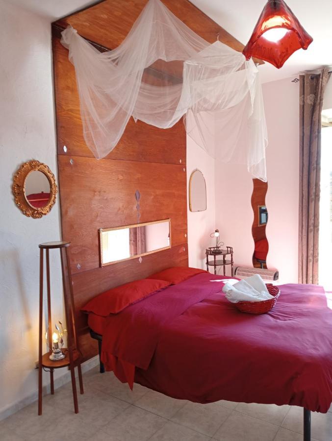 Casa Vacanze Il Girasole 卡尔塔吉罗 外观 照片