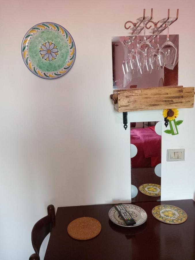 Casa Vacanze Il Girasole 卡尔塔吉罗 外观 照片